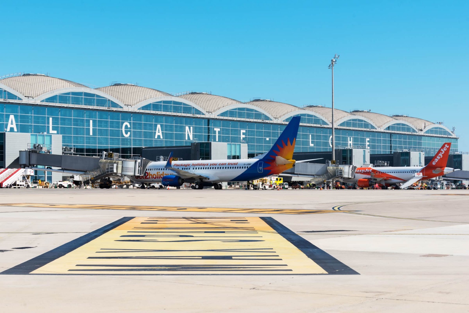 Alicante airport terminal, start of our private airport transfers